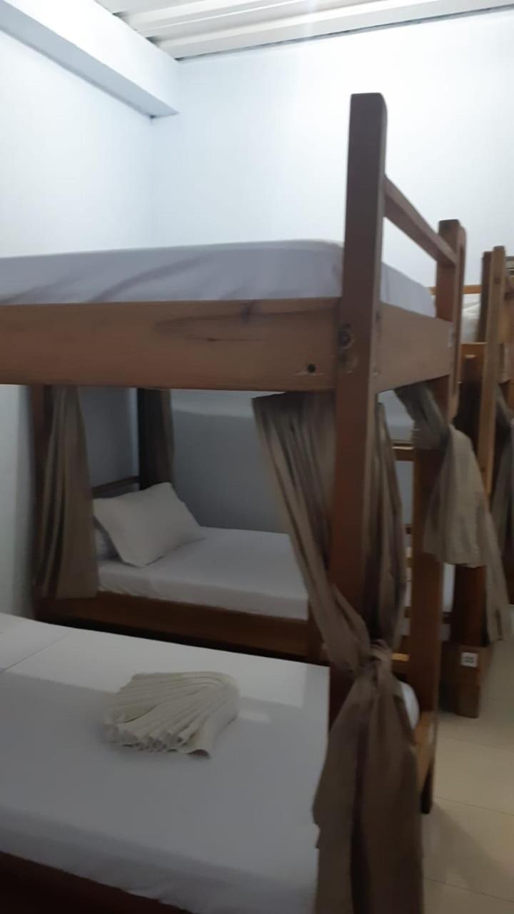 לבואן באג'ו Bajo Sunset Hostel מראה חיצוני תמונה