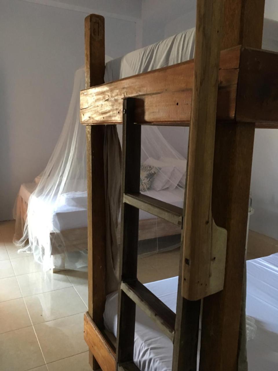 לבואן באג'ו Bajo Sunset Hostel מראה חיצוני תמונה